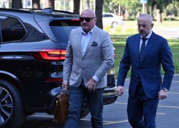 Avokati i kriminelit Radojçiq gëzohet pasi Gjykata Speciale pranoi ‘provat’ e MUP-it serb kundër liderëve të UÇK-së