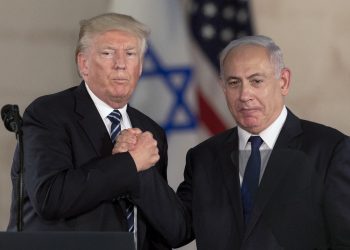 Trump e quan veten dhe kryeministrin izraelit ‘hero lufte’