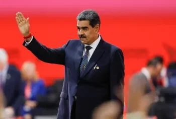 Maduro aktivizoi 4.5 milionë ushtarë, Trump urdhëron vendosjen e një armate luftarake në afërsi të Venezuelës