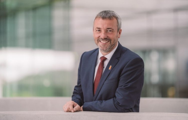 Sekretari Parlamentar Gjerman viziton Kosovën