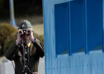 Seuli hap zjarr pasi trupat e Koresë së Veriut e kalojnë kufirin