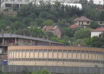 Dyshohet për një person të vrarë pranë burgut të Mitrovicës së Veriut