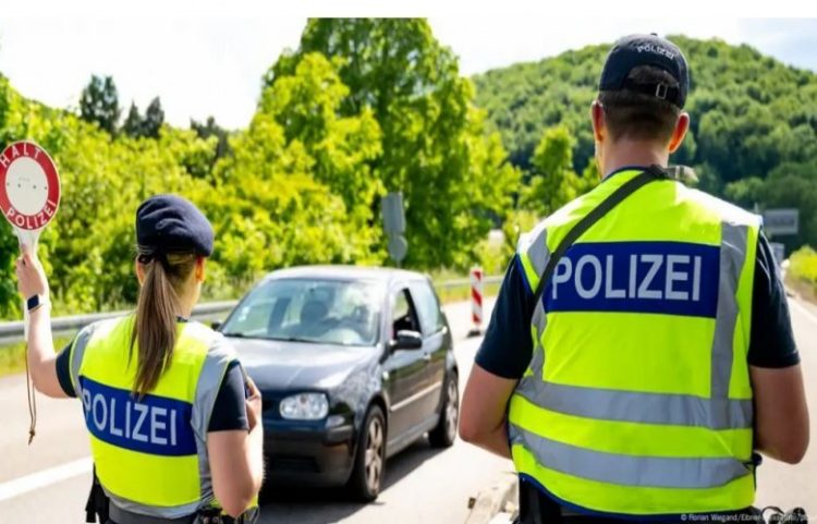 Gjermani: Kontrollet në kufi `me efikasitet të lartë`