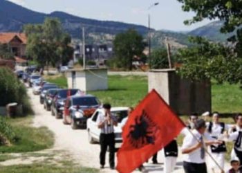 “Dasmat nuk kanë munguar por…” – A ka qenë sezona më e zbehtë këtë verë, flet grimerja e njohur
