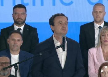 Kurti: Çeku synon transformimin e kryeqytetit