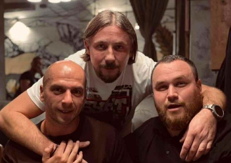 Spiunja serbe fliste me të akuzuarin e Banjskës, i cili ka foto me Slavko Siqmiqin