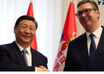 Vuçiq së bashku me liderë të sanksionuar nga Perëndimi në paradën ushtarake në Kinë