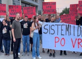 Vra*sja e trefishtë, protestohet në Gjilan