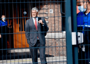 Mbrojtja e Thaçit kërkon heqjen e aktakuzës për pengim të drejtësisë