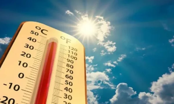 Shumë nxehtë të enjtën, maksimalet deri në 33C e 36C