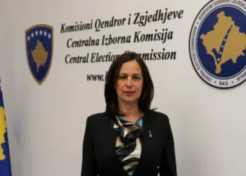 Anëtarja e KQZ-së Gordana Laban, e punësuar edhe në institucion paralel serb
