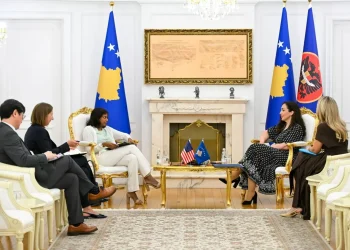 Presidentja Osmani takohet me Anu Pratipatin, diskutojnë për zhvillimet në vend