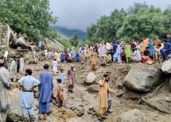 Lajmi i fundit: Fatkeqësi të njëpasnjëshme në Pakistan! Të paktën 219 persona hu*mbën jetën!