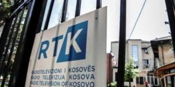 Protestojnë 6 redaktorë të RTK-së, Menaxhmenti: Nesër dalim me qëndrim