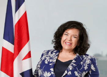 Emisarja britanike flet me Kurtin, për tensionet Kosovë-Serbi