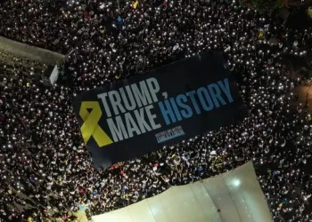 Iz*raelitët i bëjnë thirrje Trump-it: “Shkruaj histori” – protestë kundër vendimit për pushtimin e Ga*zës