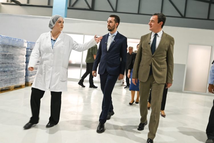 Kurti në Kamenicë: Investimet që gjallërojnë jetën në fshat, tejet të rëndësishme për ekonominë tonë