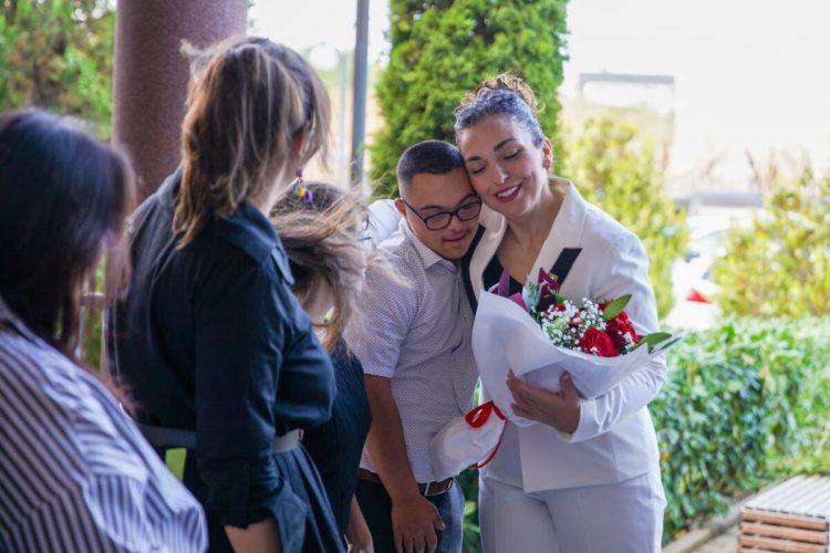 Osmani nga Qendra “Përparimi”: Çdo buzëqeshje e këtyre fëmijëve na kujton se forca qëndron te dashuria