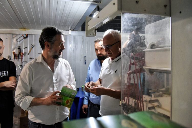 Çeku: Fshatrat e Prishtinës kanë potencial të madh në bujqësi dhe agroturizëm