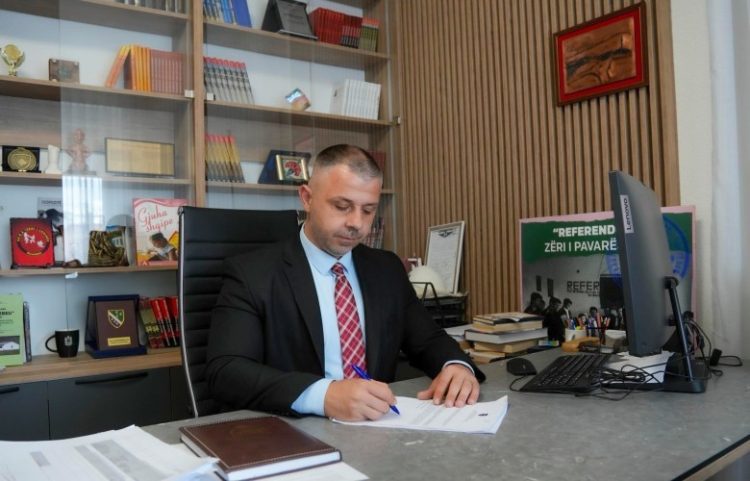 Rexhepi refuzon takimin me ministrin Demo Berisha: Jo spektakle politike