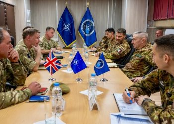 Komandantët e KFOR-it dhe Ushtrisë Britanike flasin për sigurinë në Kosovë