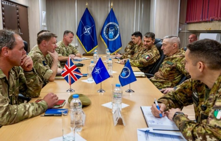 Komandantët e KFOR-it dhe Ushtrisë Britanike flasin për sigurinë në Kosovë