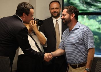 Lawler në takim me Kurtin: Partneriteti me Kosovën mbron vlerat amerikane