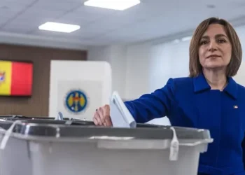 Partia pro-BE e Moldavisë fiton zgjedhjet e mbërthyer nga pretendimet për ndërhyrje ruse