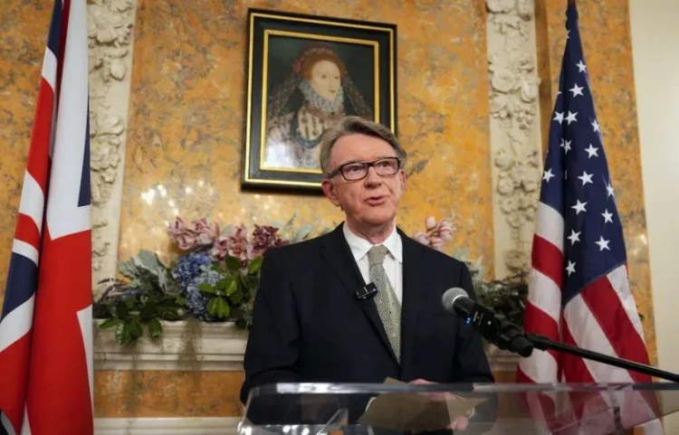 Britania shkarkon ambasadorin në SHBA për lidhjet me Epstein