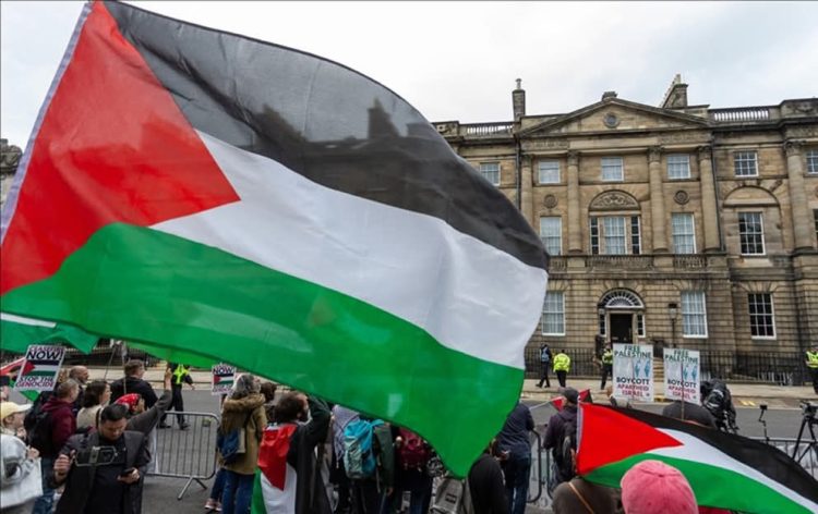 Lideri skocez i kërkon qeverisë britanike të veprojë lidhur me Ga*zën, bën thirrje për sanksione ndaj Iz*raelit