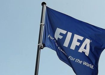 Ekspertët e OKB-së i kërkojnë FIFA-s dhe UEFA-s të pezullojnë Izraelin për shkak të “gje*nocidit” në Palestinë