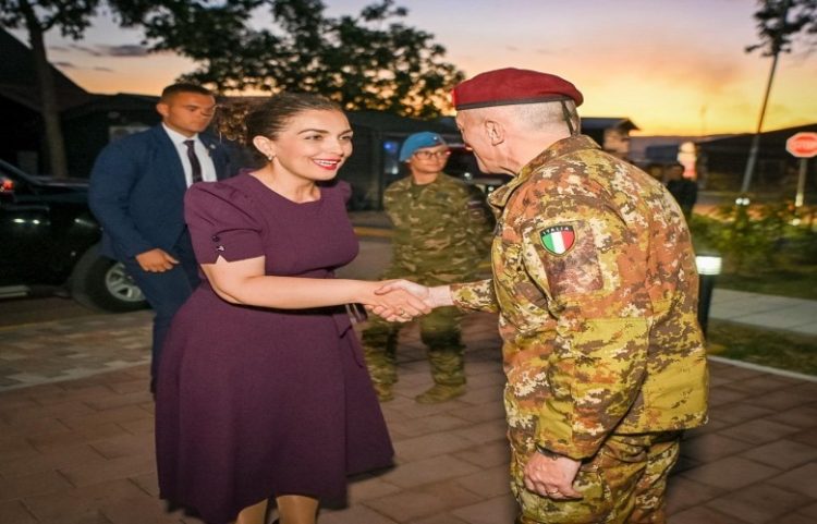 Osmani takoi komandantin e KFOR-it, gjeneralmajor Enrico Barduani