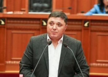 Ish-deputeti i PD-së bëhet këshilltar i Vjosa Osmanit