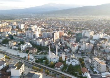 Reagimi i shpejtë i policisë shpëton jetën e një 21-vjeçareje në Ferizaj