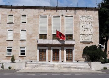Ndryshime në kabinetin qeveritar në Shqipëri