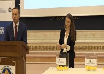 Tërhiqet shorti, kjo është renditja e partive në fletëvotime më 12 tetor