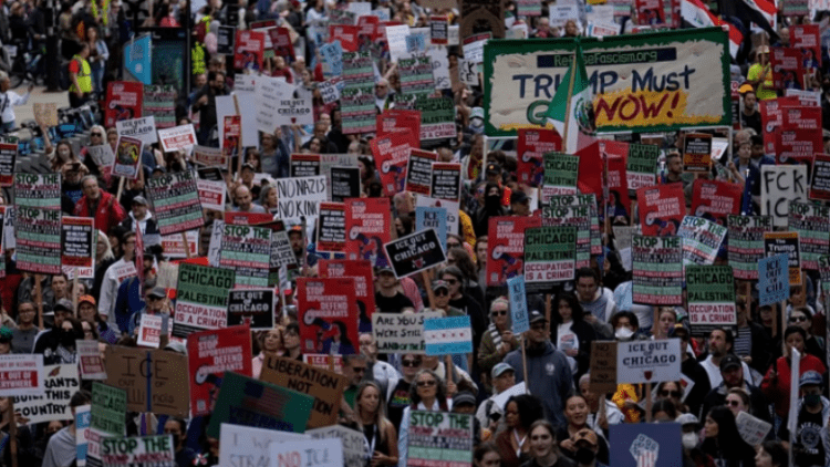 Protesata në Chicago pasi Trump kërcënoi me ushtri