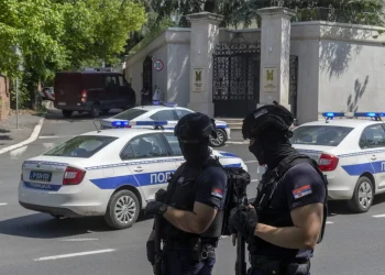 Policia serbe arreston një 77- vjeçar nga Kosova, MUP-i sajon se dyshohet për krime lufte