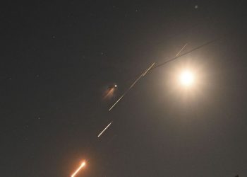 Polonia rrëzon dronë rusë që shkelën hapësirën ajrore