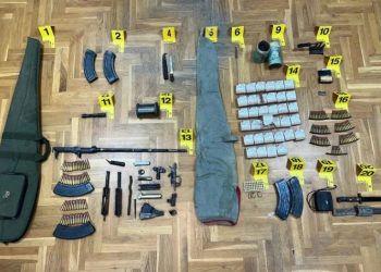 Arrestohet 73-vjeçari në Zveçan, policia sekuestron armë dhe municion