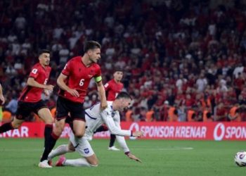 Serbia i kërkon UEFA-s që sfida ndaj Shqipërisë të mos luhet në Beograd
