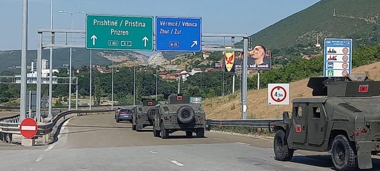 Forcat e Shqipërisë ia mësyjnë Kosovës