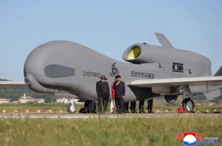 Kim Jong Un shpall inteligjencën artificiale, “armën” e re të Koresë së Veriut