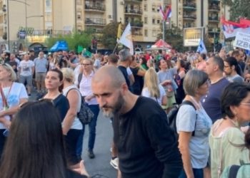 Politikanët e Vojvodinës: Serbia mes autoritarizmit dhe rrugës evropiane