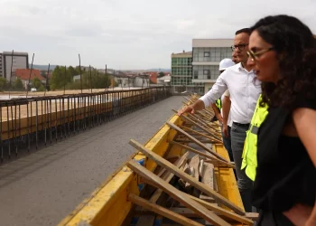 Hyseni: Për 4 vjet, Gjilanit i’a kthyem gjallërinë dhe ritmin e zhvillimit me mbi 80 projekte të mëdha infrastrukturore (Video)