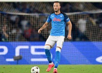 Rrahmani rikthehet titullar te Napoli për derbin ndaj Milanit