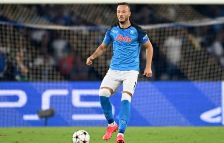 Rrahmani rikthehet titullar te Napoli për derbin ndaj Milanit