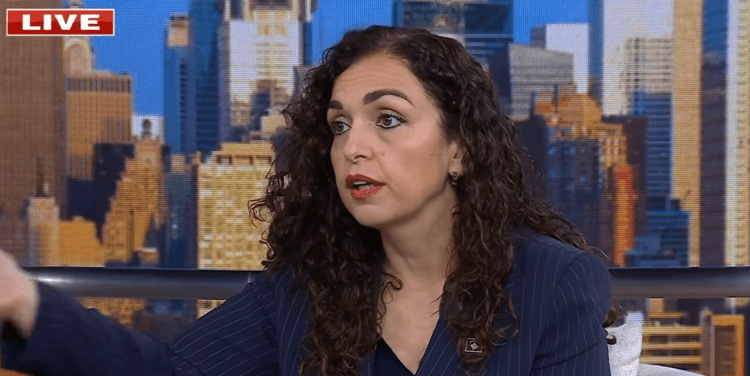 Osmani për Fox News: Trumpi ndihmoi në parandalimin e përshkallëzimit të situatës në Kosovë