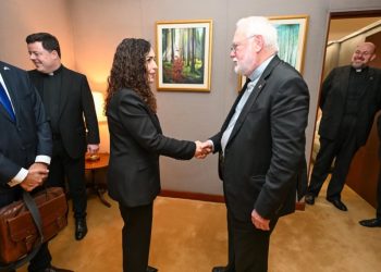 Osmani takon Papa Leo XIV, kërkon njohjen e Kosovës