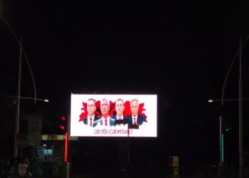 Rrugët e Tiranës mbushen me fotot e komandantëve të UÇK